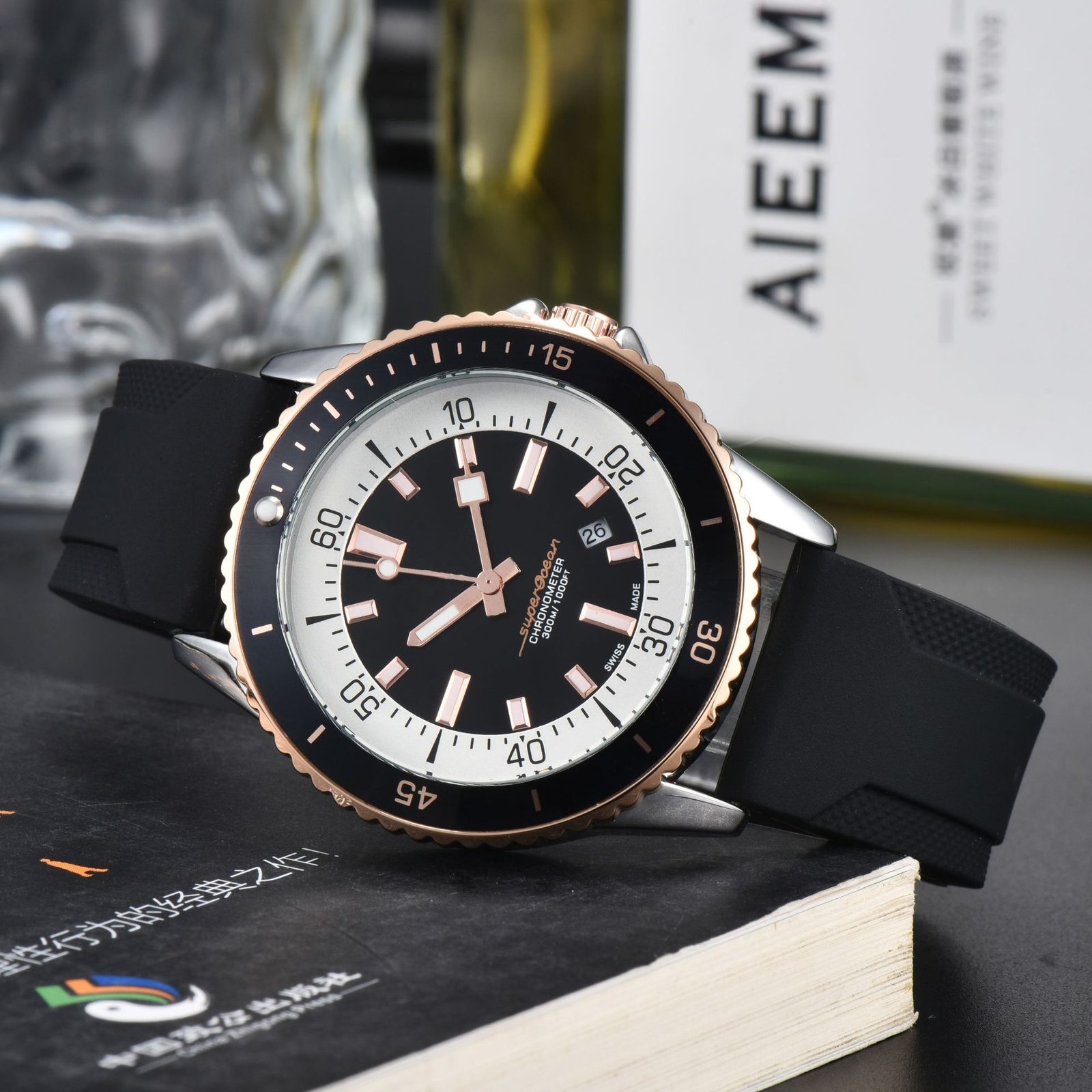 Stylish Men's Quartz Watch With A Silicone Strap - Image 6