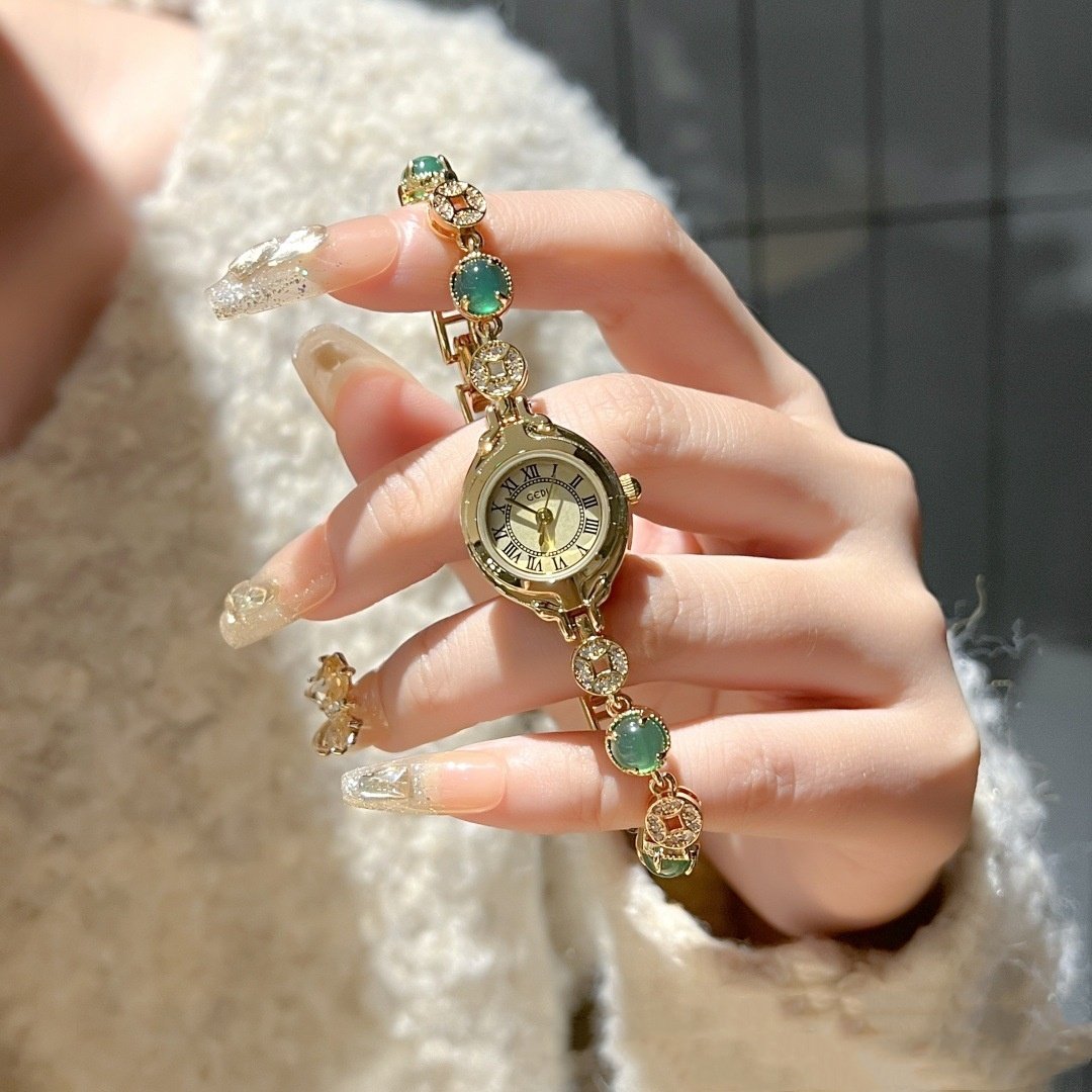 Dial Gold Mid-ancient Mild Luxury Retro Refined Grace Watch - Image 5