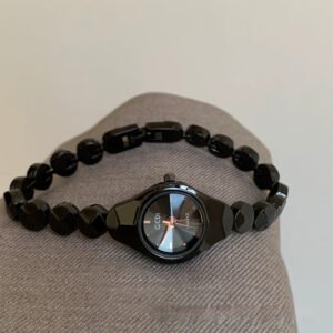 Stylish And Minimalist Womens Alloy Watch