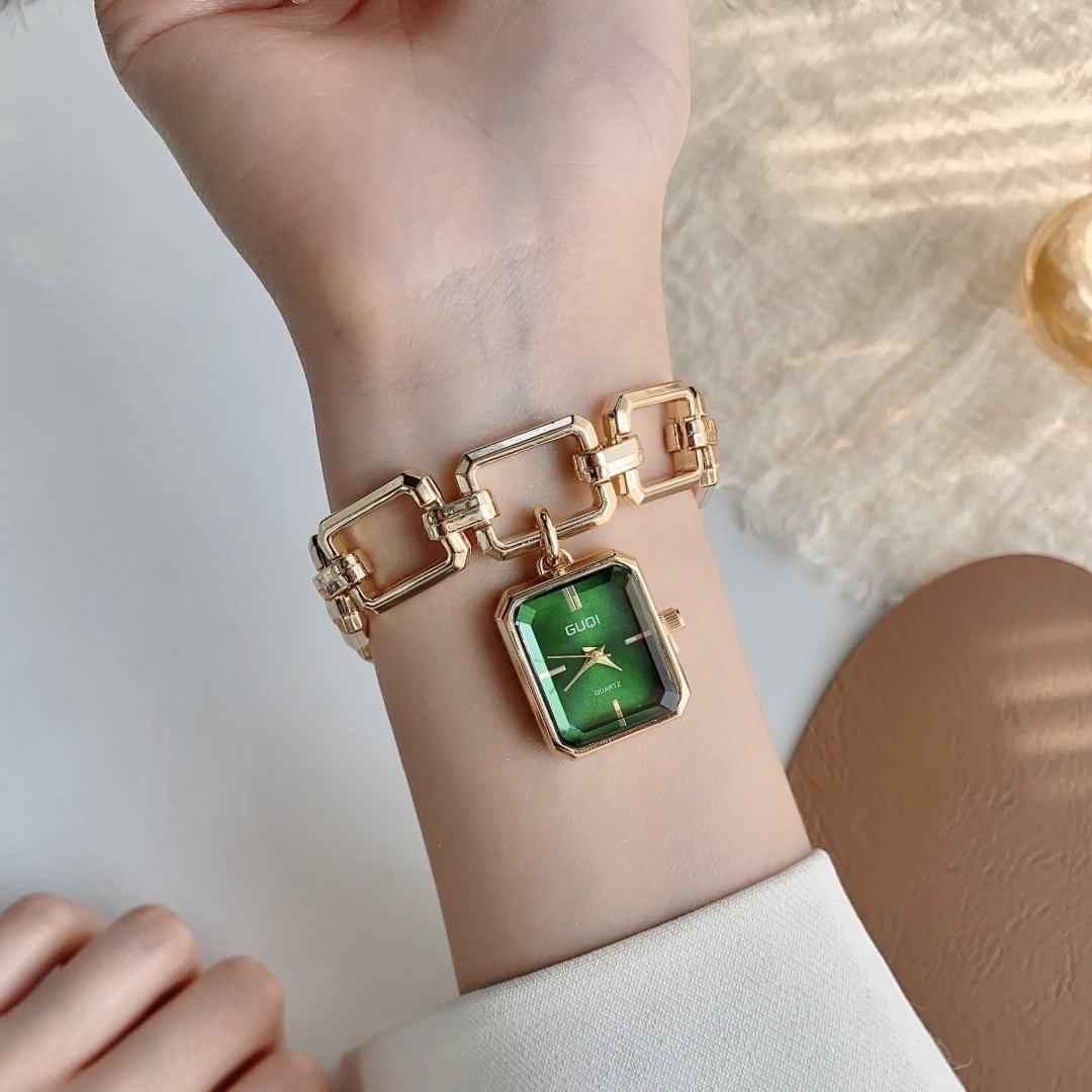 Womens Decorative Watch With Square Pendant And Bracelet Style - Image 2