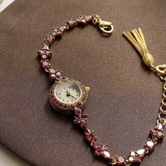 Vintage Square Watch For Women A Dainty Mini Square Design With A Wheat-sheaf Motif