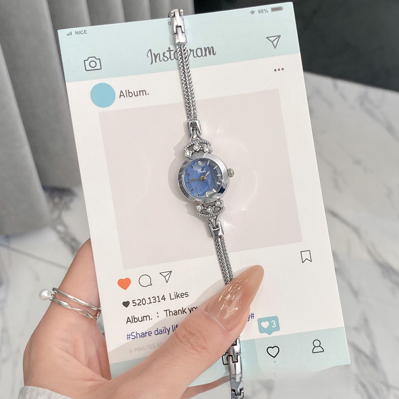 Stylish And Minimalist Alloy Womens Watch - Image 3