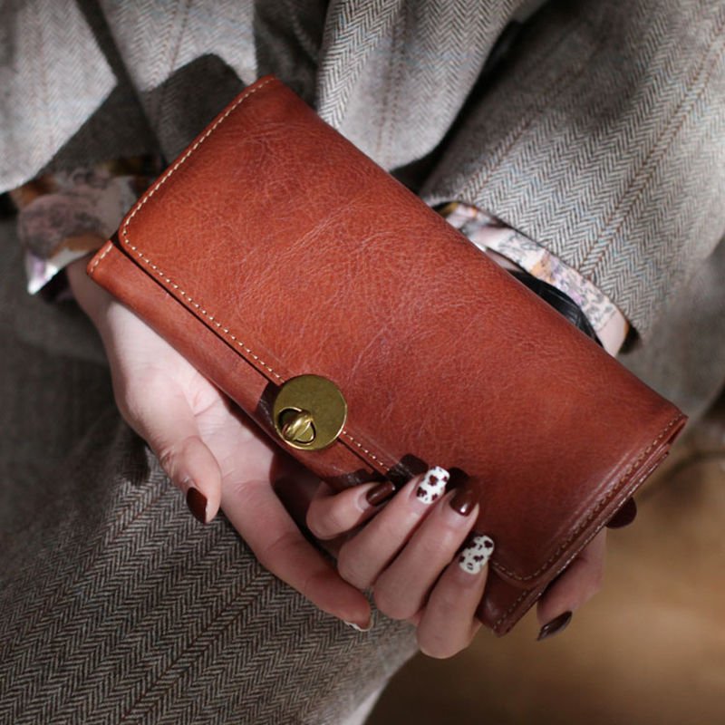 Women's Long Thin Top Layer Cowhide Lock Two-layer Wallet - Image 2