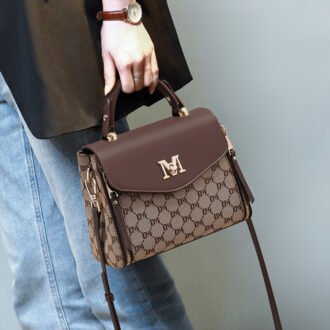 Women's Modern Crossbody Bag With A Premium Sophisticated Look